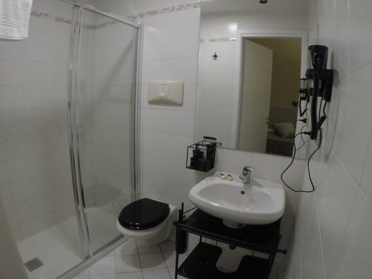 Ace Rooms Vsg ヴィッラ・サン・ジョヴァンニ エクステリア 写真